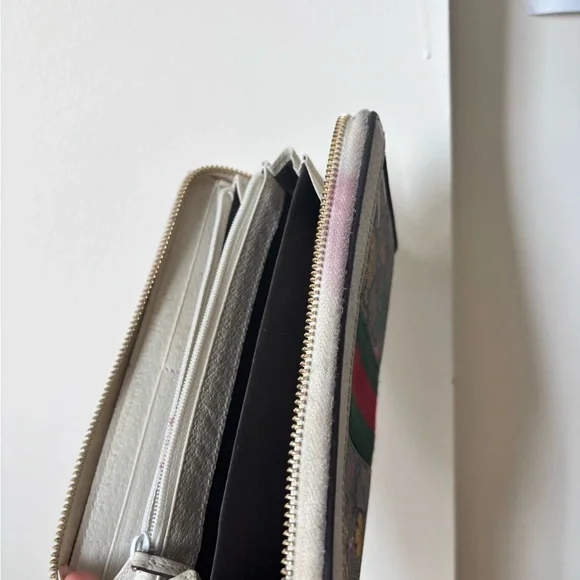 Gucci Cream and Green Floral Print Wallet